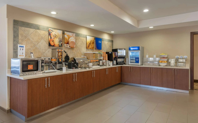 Comfort Suites McKinney - Allen