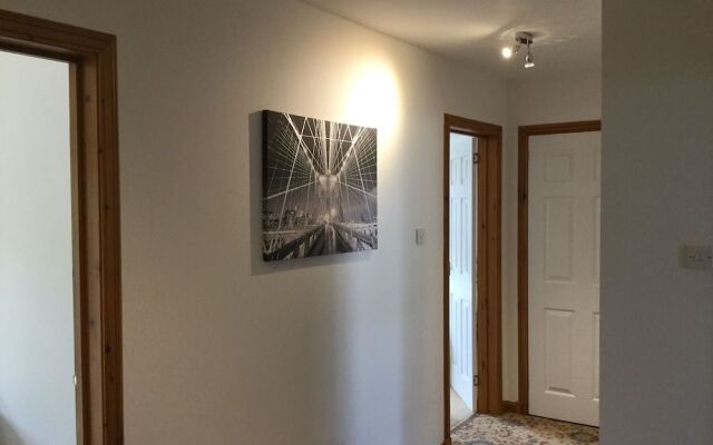 Inverness Apartments - Golf View