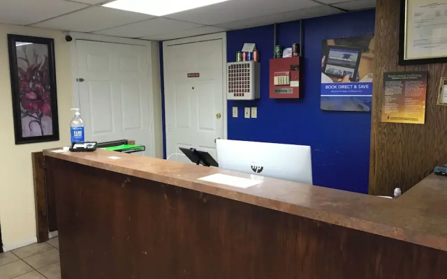 Motel 6 Ozark, AR