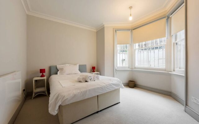 Garden Flat in Fulham Earls Court