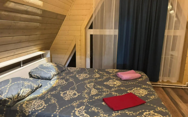 А-фрейм с 3 спальнями Салтыковские бани-Мир пара