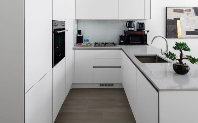 Waves - Luxury Meets Comfort Modern 1