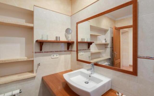 Costa Elvira - 13957/2015