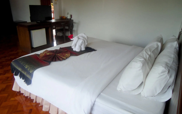 Baiyoke Chalet Hotel