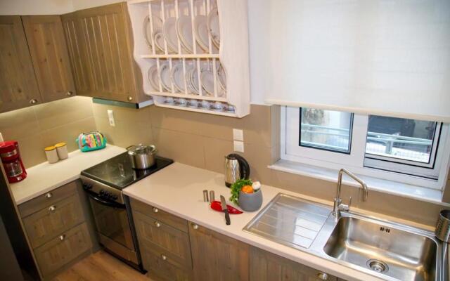 Athens Bounty Garden House 2BR 2BA Free Parking