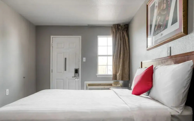 OYO Inn Dallas South