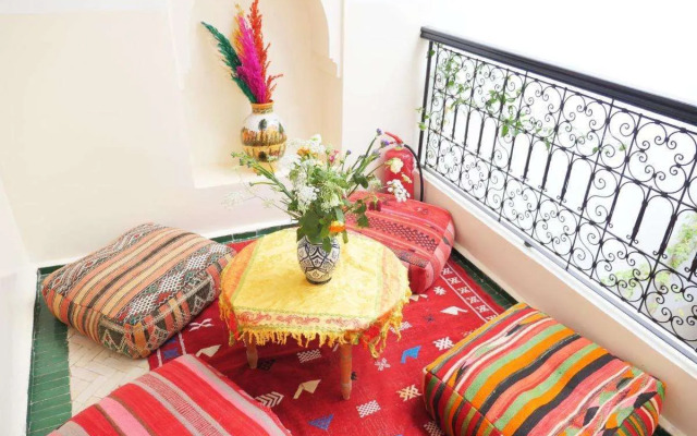 Riad Sardinas & Chili