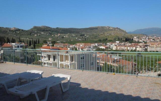 Petros House 1 - Apartment with terrace