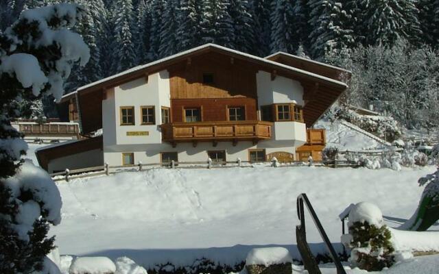 Appartement O. Tom's Hütte