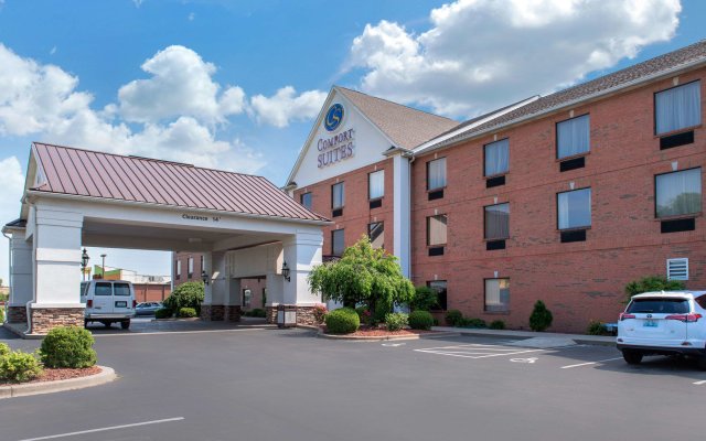 Comfort Suites Louisville Airport