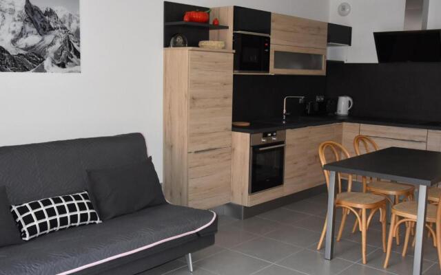 Appartement Bozel, 2 pièces, 4 personnes - FR-1-464-81