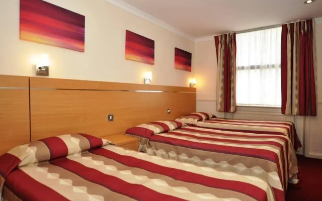 Queens Park Hotel