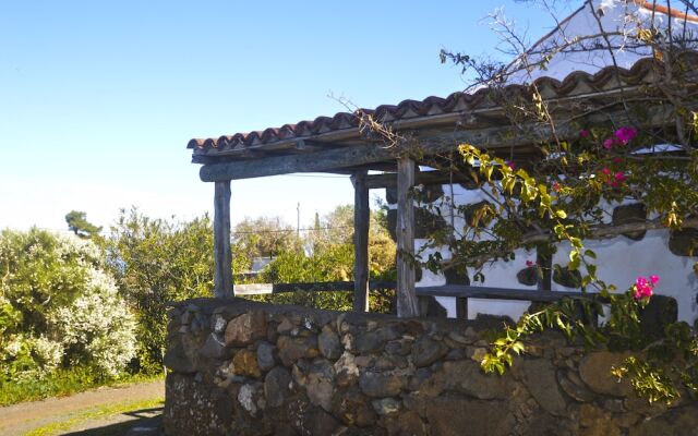 Casa Rural Los Cardones by Isla Bonita