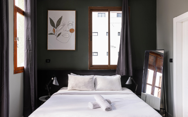 Residence Suites Hotel