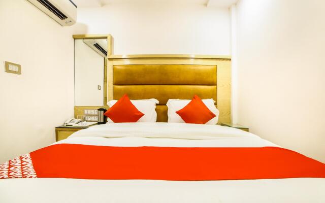 OYO 63367 Hotel B G Palace