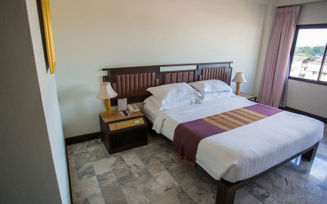 Seeharaj Hotel Uttaradit