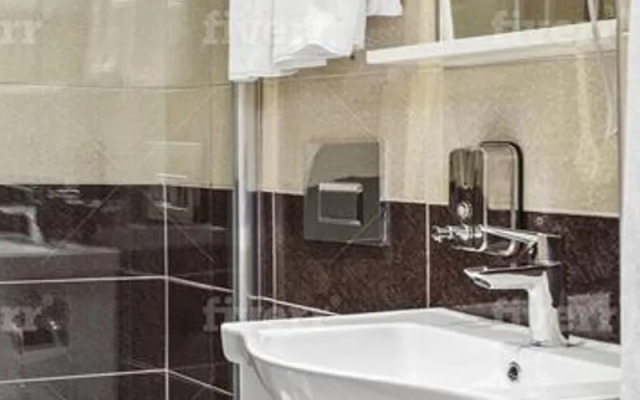 Modern Suites