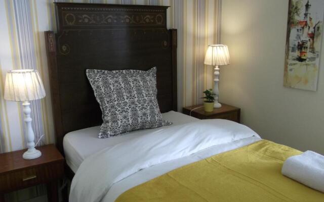 Angola Top Floor 6 Bedrooms