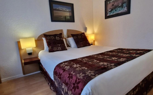 Kyriad Direct Arpajon