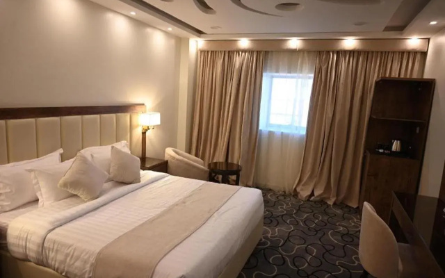 Violet Hotel