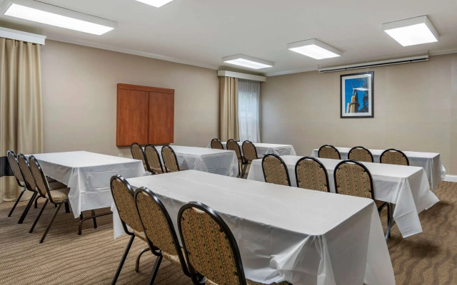 Comfort Inn Birmingham - Irondale