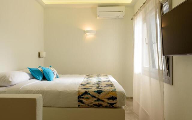 Enalion White Suites Oia