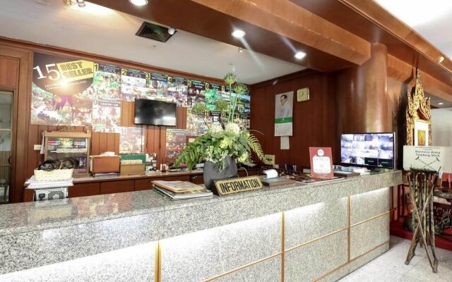 Nida Rooms White Gate 2 Walking