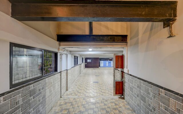 Treebo Aasma Downtown