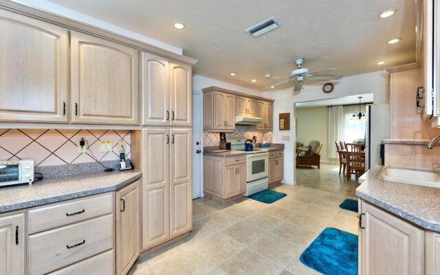Bali Hai 3 Bedroom Home by NFVH