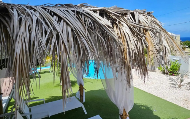 Villa Raven`s Paradise (Gris)