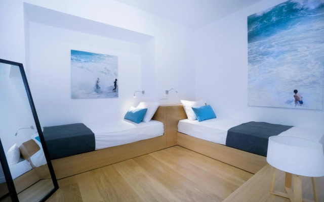 Seametry Luxury Living Apartments