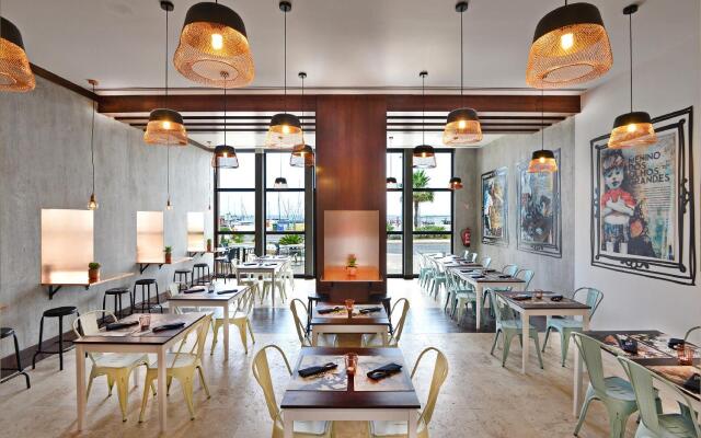 Real Marina Hotel & Spa