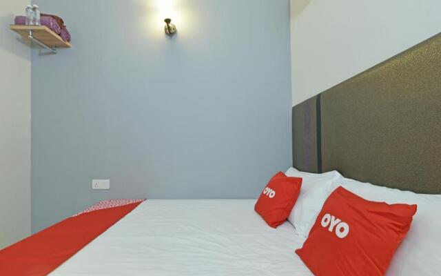 OYO 90553 Hotel 24 Seven