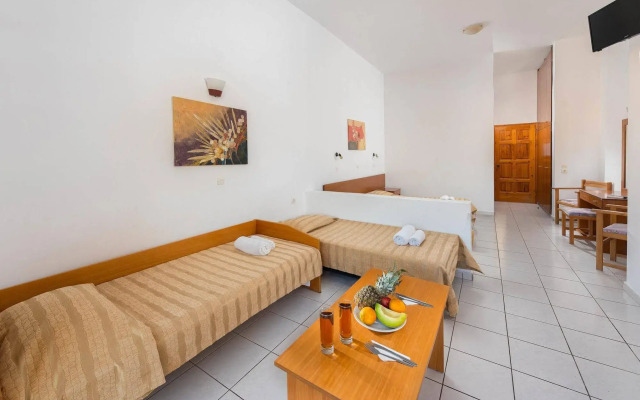 Bayside Hotel Katsaras