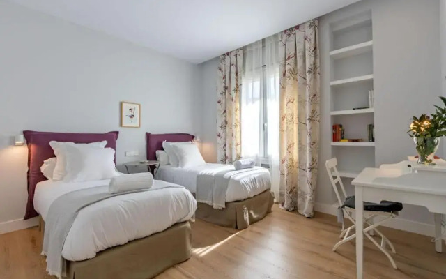 Plaza de España Deluxe Suites