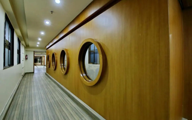 Hotel Skyview