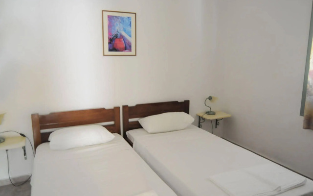 Amazones Villas Apartments