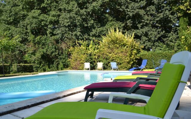 Grand Mas Pernes les Fontaine