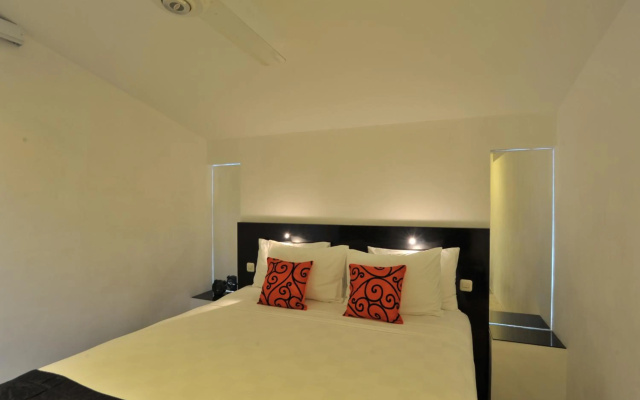 Bali Yarra Villas Seminyak – Guest Rooms – Kuta