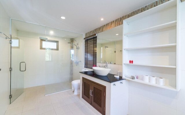Tropical Sea View Villa