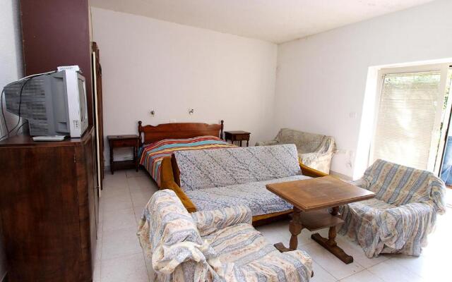 Apartment 820