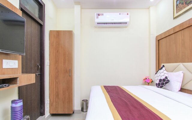Collection O 15597 Hotel Khalsa Inn
