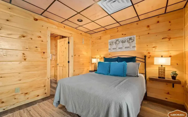 Skyview Serenity by Ghosal Luxury Lodging