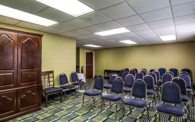 Comfort Inn & Suites Lantana - West Palm Beach South