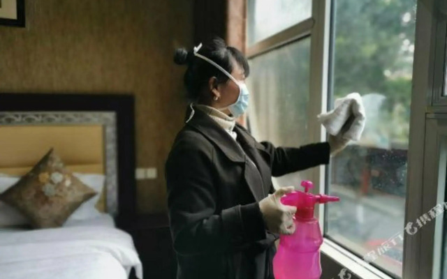 Simalou Business Hotel