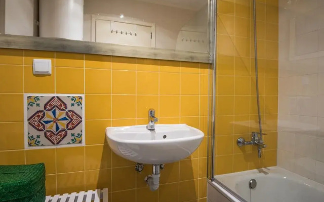 Madragoa Typical Apartments