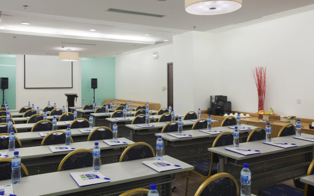 Holiday Inn Express Shanghai Wujiaochang