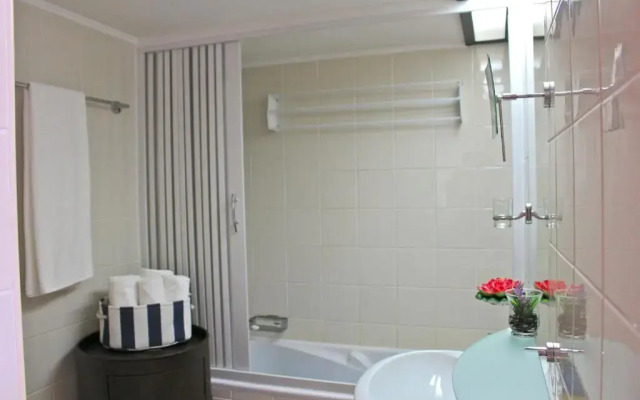 Akisol Sesimbra Beach