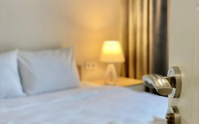 Stylish Top Centre Apartment for 4 guests