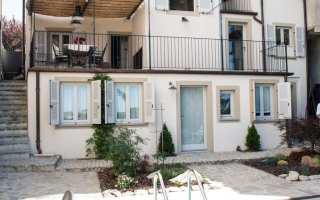 Villa with pool and SPA in Langhe